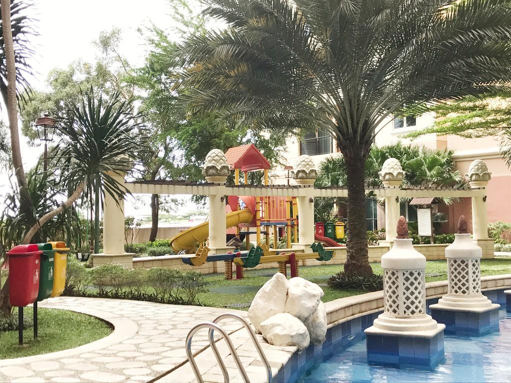 Ravarine Suite Apartment Jakarta Exterior foto